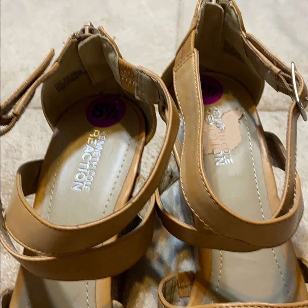 Kenneth Cole Reaction Tan Wedge Espadrille Shoes